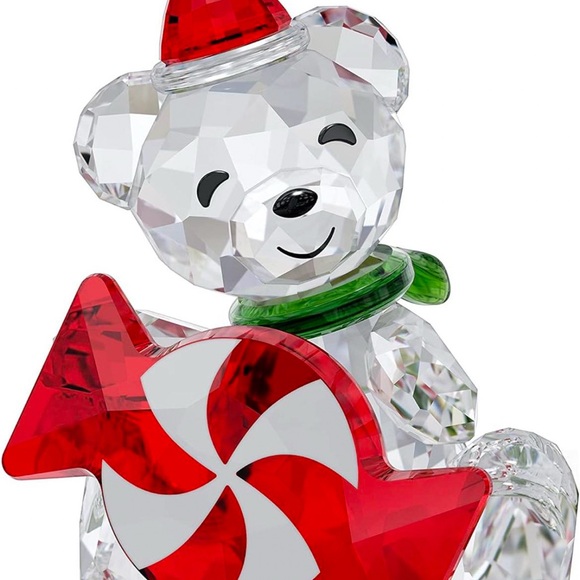 Swarovski Crystal Kris Bear with Peppermint Candy Christmas Figurine 2021 New - Picture 4 of 4